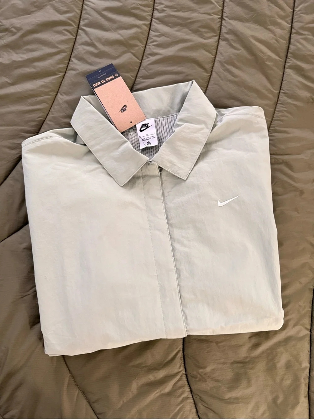 Nike Men’s Pale Green Lightweight Coach Jacket